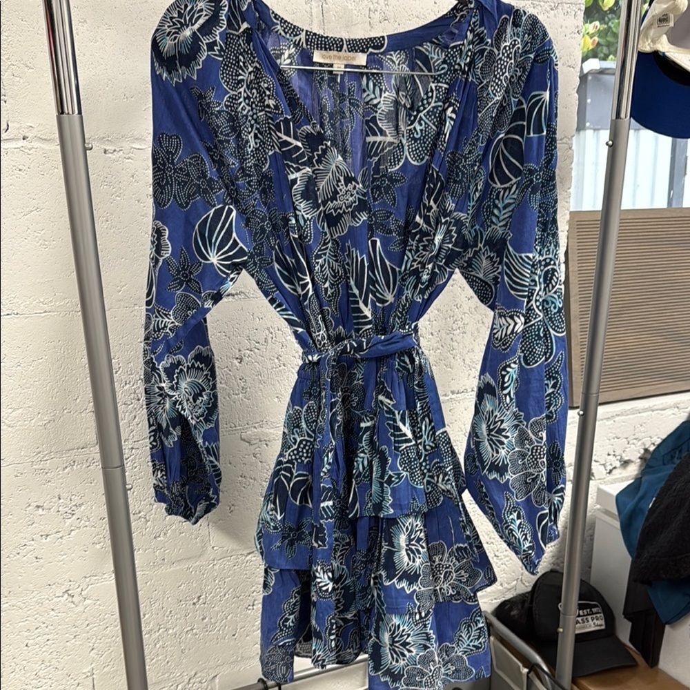 Floral Blue Long Sleeve Summer Ruffled Dress - Like New - LOVE THE LABEL Medium